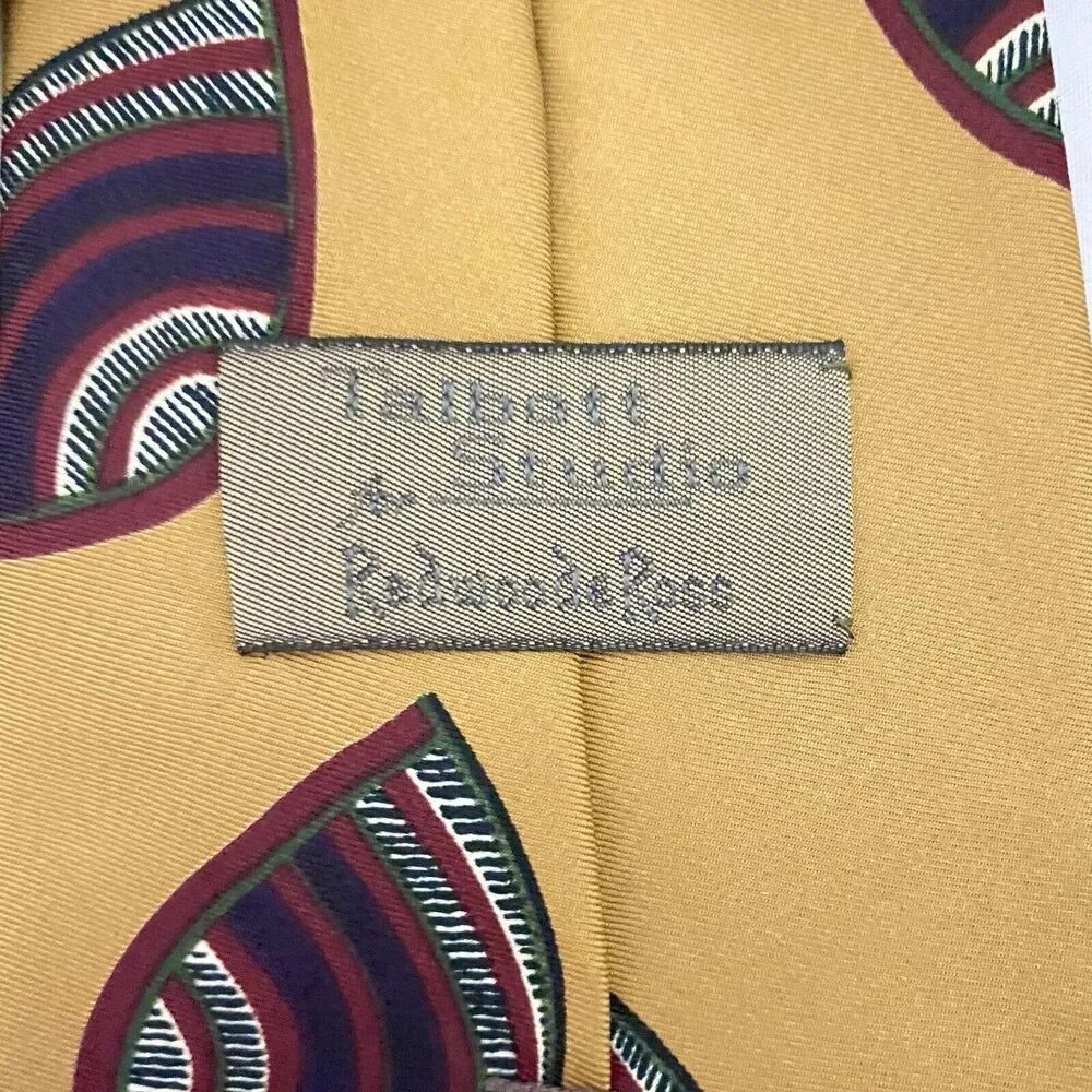 #5576 Talbott Studio for Redwoods and Ross Men's Gold Necktie. Tie 57 x 4.50